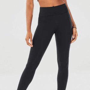 NWT Fabletics Trinity High-Waisted Pocket Legging